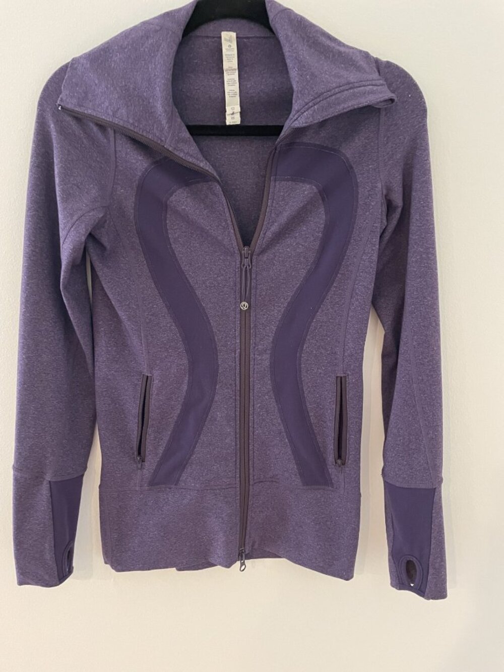 Lululemon women's In Stride Purple Jacket size 2